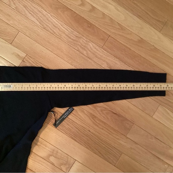 Tahari 100% Fine Merino Wool Sweater, black, Size Small, NWT - Picture 8 of 11